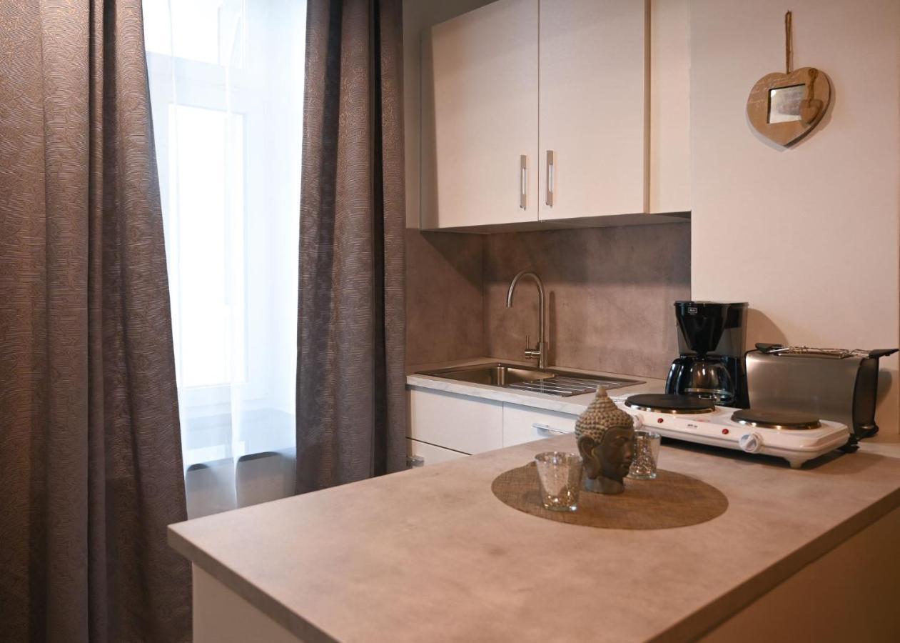 Charming Domicile Wien Allerheiligenplatz Apartment Exterior photo