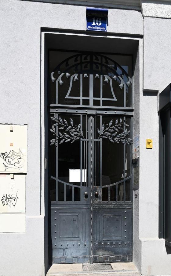 Charming Domicile Wien Allerheiligenplatz Apartment Exterior photo